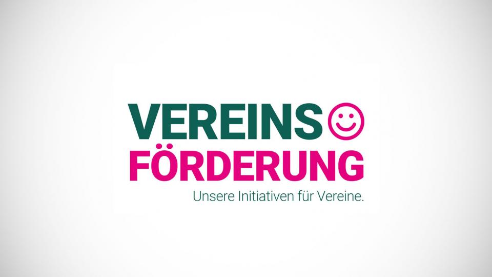 Logo: In grüner und pinker Schrift steht: Vereins Smiley Förderung. Darunter in klein: Unsere Initiativen für Vereine