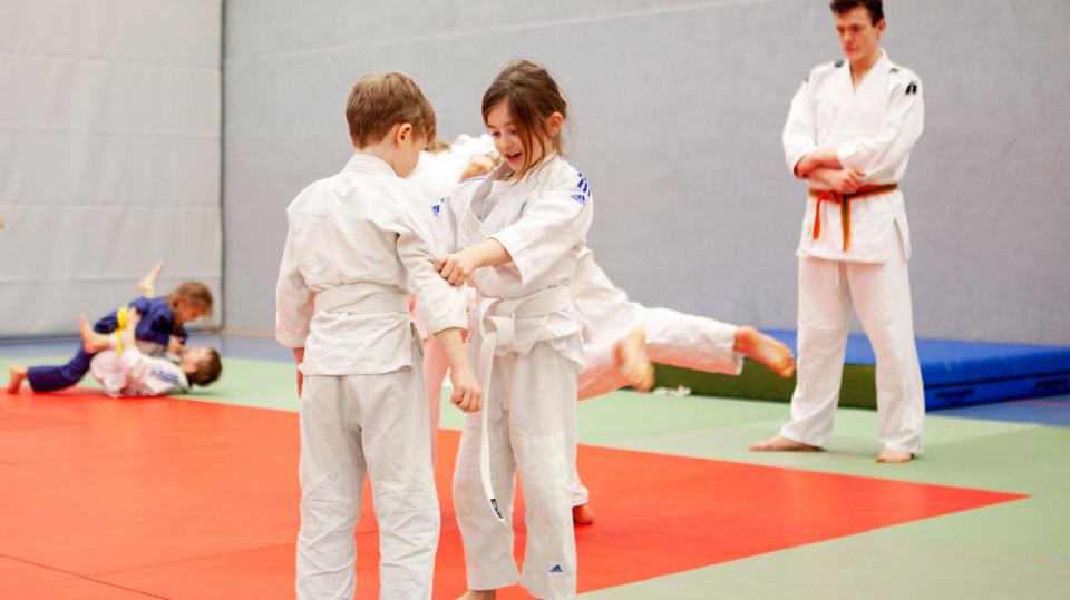 Judo Hilden: Kinder beim Training