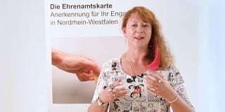 Frau Staatssekretärin Milz zur Einführung der App Ehrenamtskarte NRW