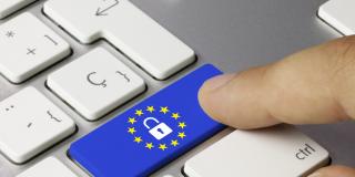 Tastatur mit Euro-Datenschutz-Taste